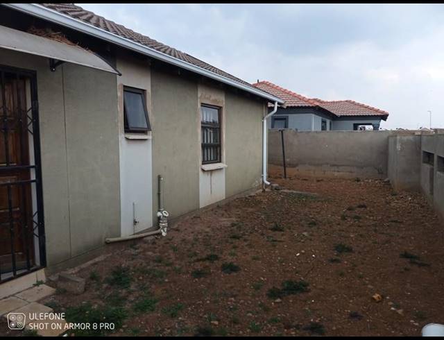 3 BEDROOM HOUSE FOR SALE IN WINDMILL PARK EXT